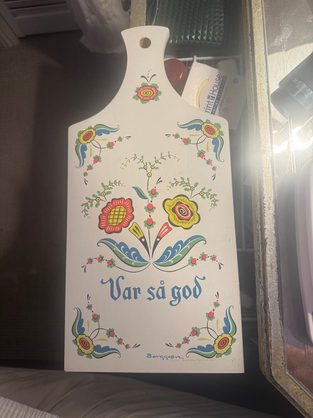 Vtg Berggren "Var Så God" Painted Folk Art Board – Mid Century Cottagecore